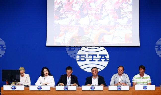 Национален пресклуб на БТА София - пресконференция - „Драконови лодки в България“