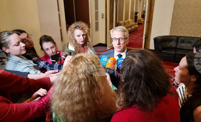 Николай Денков - изявление