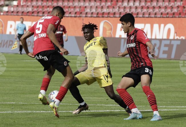 Футбол - Локомотив Сф - Ботев Пд 