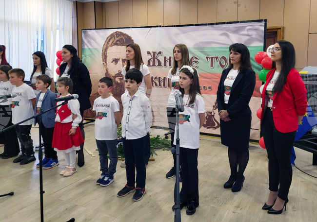 Село Говедарци - Ден на Ботев - честване