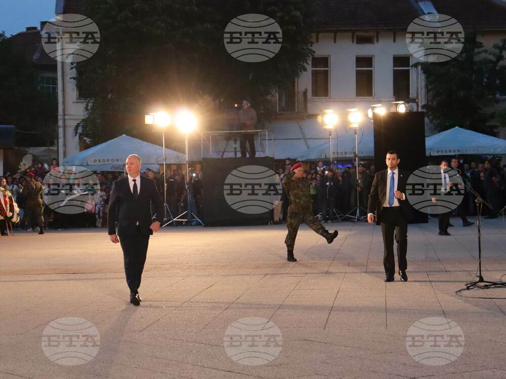 Враца - Ден на Ботев - митинг заря