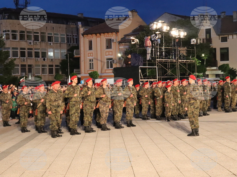 Враца - Ден на Ботев - митинг заря