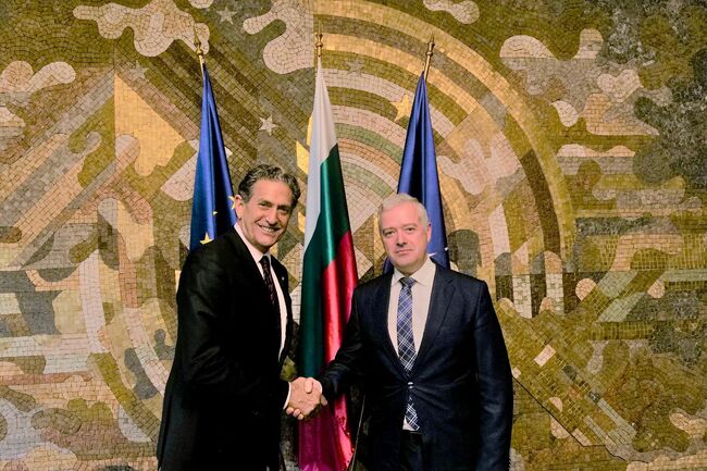 МВнР: Министър Иван Кондов се срещна със специалния пратеник на Държавния департамент на САЩ Джеймс Рубин