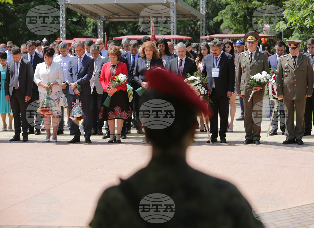 Kazanlak - Flower-laying ceremony on the occasion of the 147-th anniversary from the death of national poet Hristo Botev