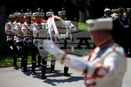 Христо Ботев - бюст-паметник - годишнина