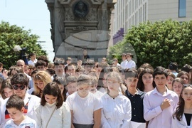 Ден на Ботев - Паметник на Васил Левски - четене на стихотворения