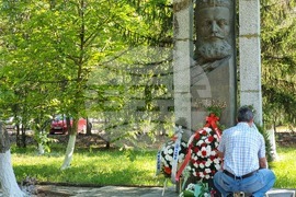 Ямбол - Ден на Христо Ботев и загиналите за свободата и независимостта на България