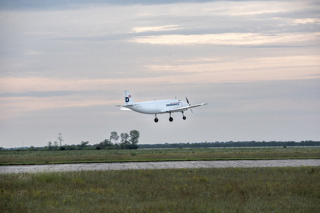 UAE's Strategic Development Fund, Bulgaria's Dronamics Sign Agreement on Joint Venture to Produce Cargo Drones