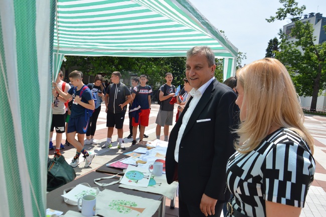 Община Благоевград: За първи път в Благоевград – професионалните гимназии представиха своите профили за прием, успехи и иновации по време на специална панорама