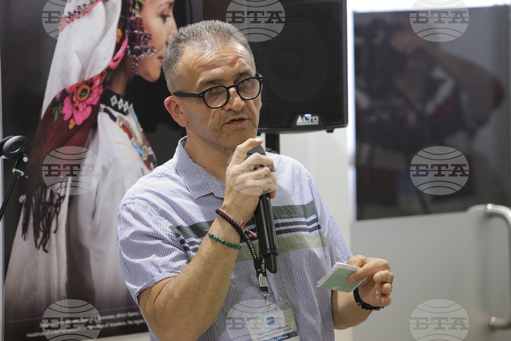 The 18th World Meeting of Bulgarian Media June 1 - 4 in Kazanlak - First Panel - Evgeni Veselinov