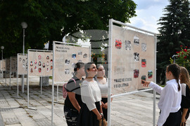 Исперих - училище „Христо Ботев" - годишнина - изложба