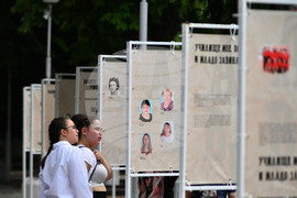 Исперих - училище „Христо Ботев" - годишнина - изложба