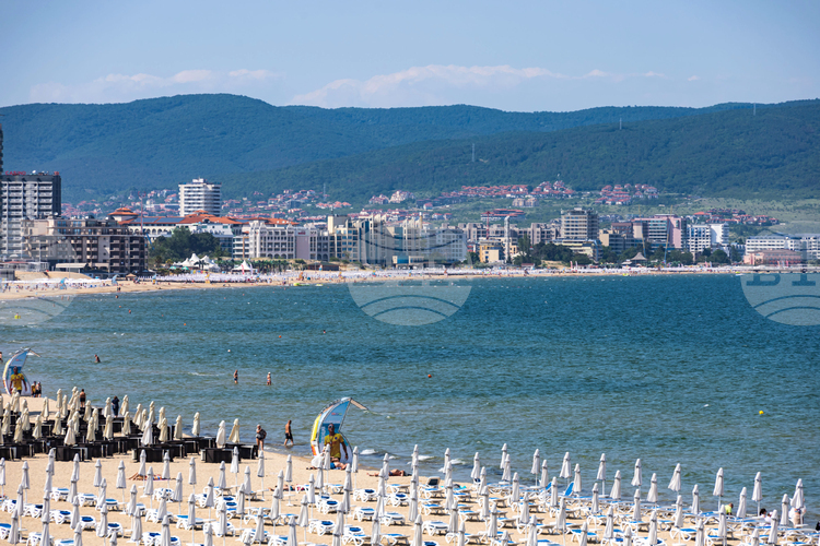 Sunny Beach Resort Celebrates 30th Anniversary of First Blue Flag Award