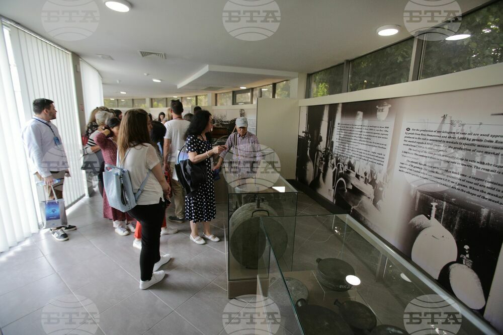 The 18th World Meeting of Bulgarian Media June 1 - 4 in Kazanlak - Visit to Rose Museum