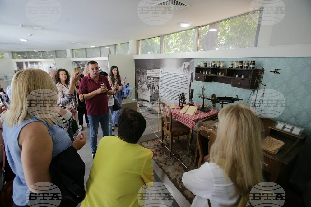 The 18th World Meeting of Bulgarian Media June 1 - 4 in Kazanlak - Visit to Rose Museum