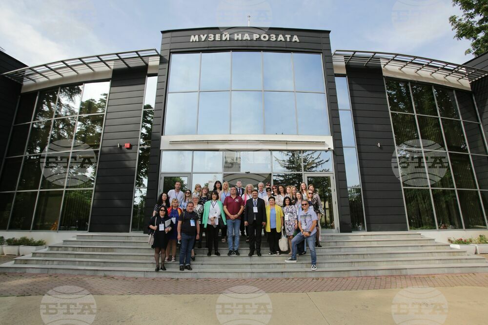 The 18th World Meeting of Bulgarian Media June 1 - 4 in Kazanlak - Visit to Rose Museum