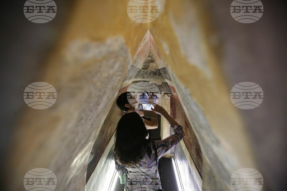 The 18th World Meeting of Bulgarian Media June 1 - 4 in Kazanlak - Visit to the Kazanlak Tomb