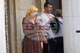 Бургас - Детски фолклорен събор - откриване - Диана Саватева