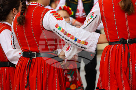 Бургас - Детски фолклорен събор - откриване