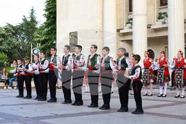 Бургас - Детски фолклорен събор - откриване