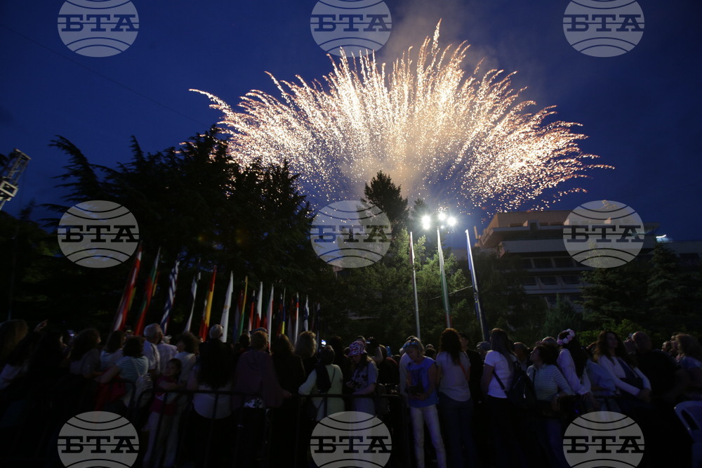 Временна организация на движението се въвежда днес в Казанлък във връзка със спектакъла по коронясване на Царица Роза и концерта на Лу Бега