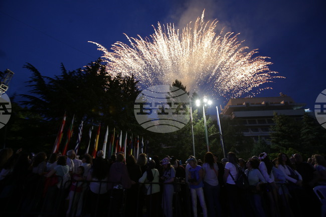 Временна организация на движението се въвежда днес в Казанлък във връзка със спектакъла по коронясване на Царица Роза и концерта на Лу Бега