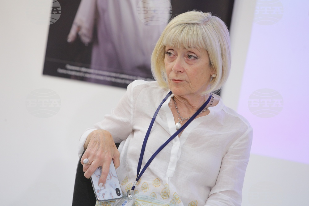 The 18th World Meeting of Bulgarian Media June 1 - 4 in Kazanlak - Panel 2 - Filli Ladgman