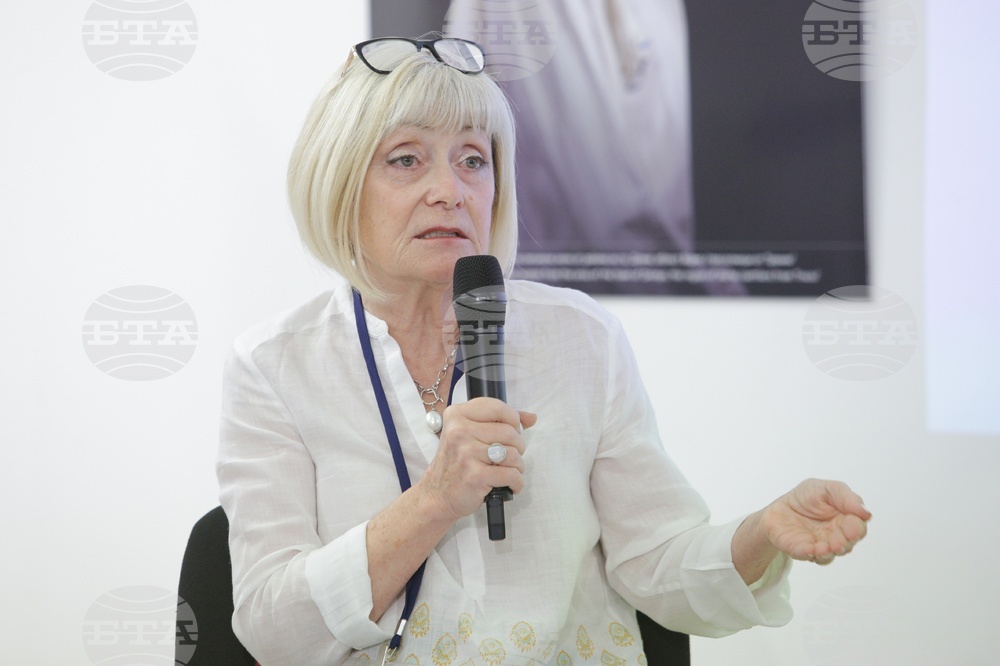 The 18th World Meeting of Bulgarian Media June 1 - 4 in Kazanlak - Panel 2 - Filli Ladgman