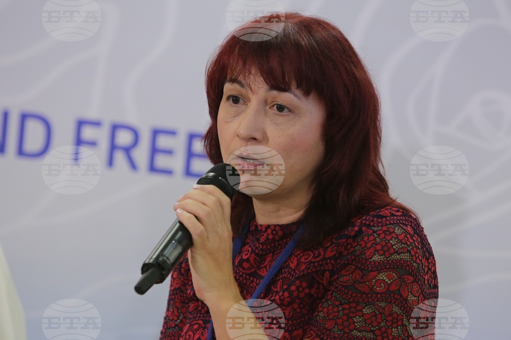 The 18th World Meeting of Bulgarian Media June 1 - 4 in Kazanlak - Panel 2 - Teodora Peeva