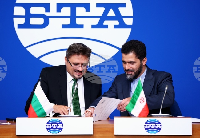  БТА - ИРНА - договор за партньорство - подписване