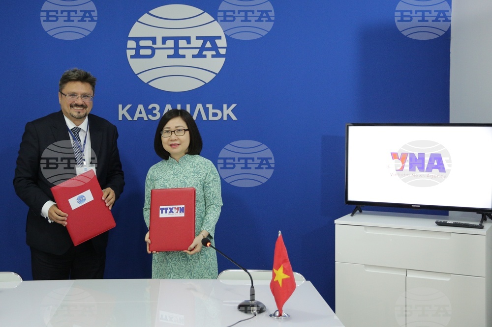 Национален пресклуб на БТА - Казанлък - БТА - ВНА - договор за партньорство - подписване