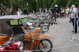 Русе - ретро автомобили - парад