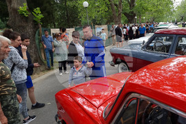 Русе - ретро автомобили - парад