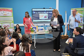 Северна Ирландия - Илияна Йотова - Междуучилищния конкурс по български език - награди