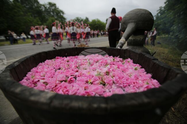 Ритуалите "розобер" край Казанлък започват от 24 май