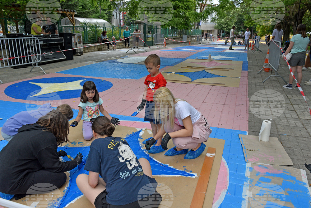 Варна - „Рисуване по асфалт“ - инициатива 