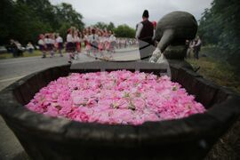 Kran - Rose picking - Ritual