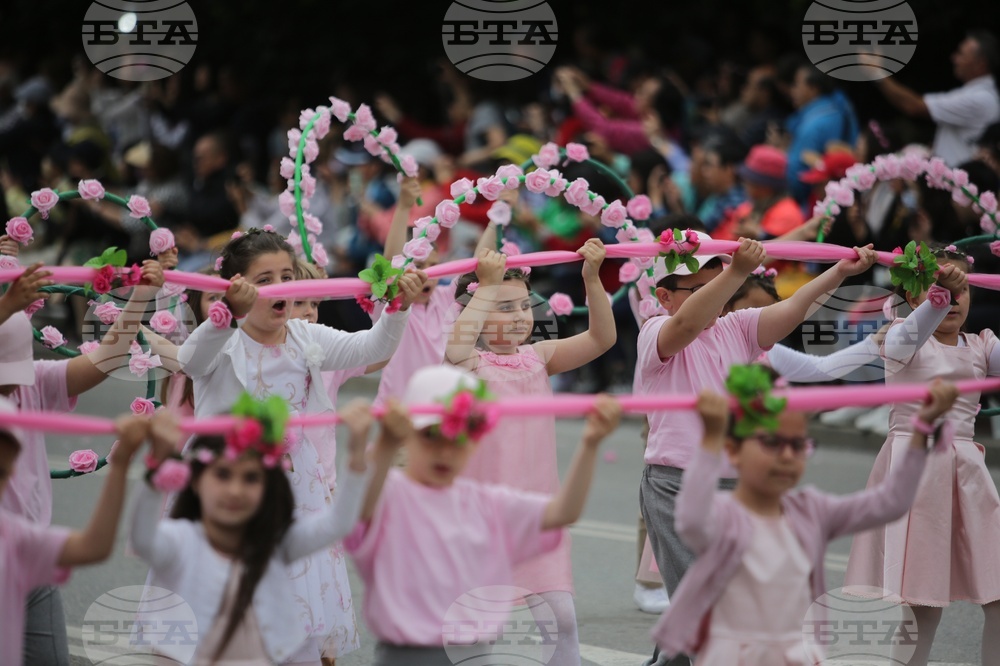 Kazanlak - Rose Festival - procession