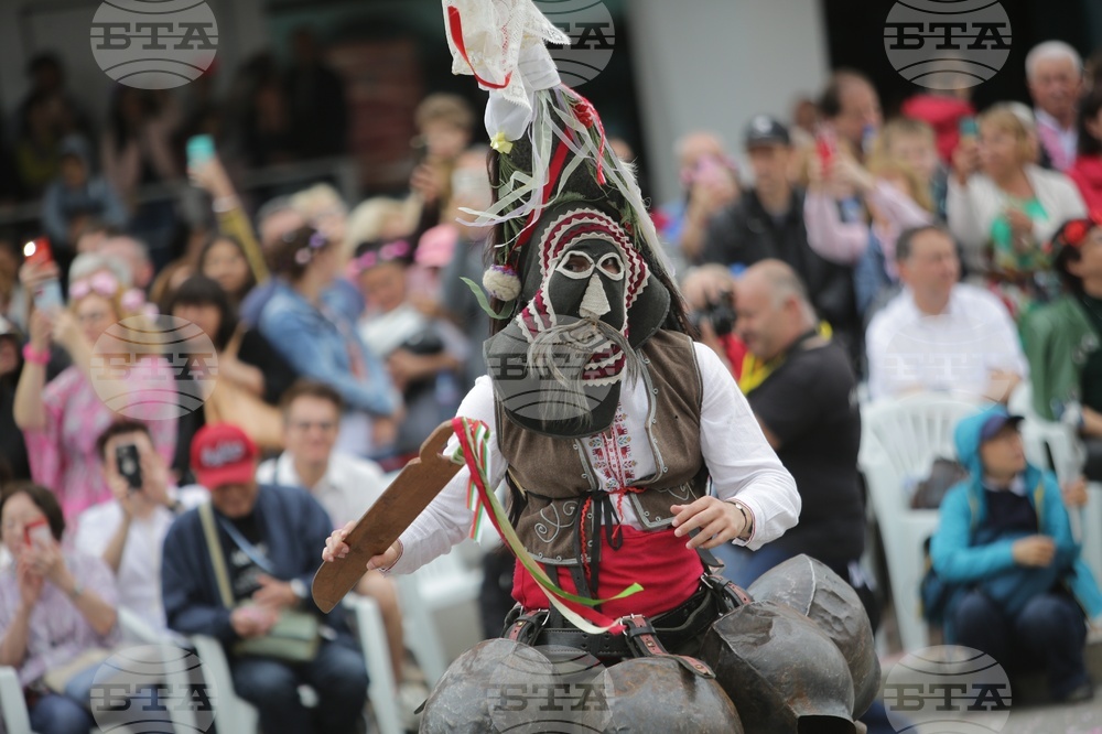 Kazanlak - Rose Festival - procession