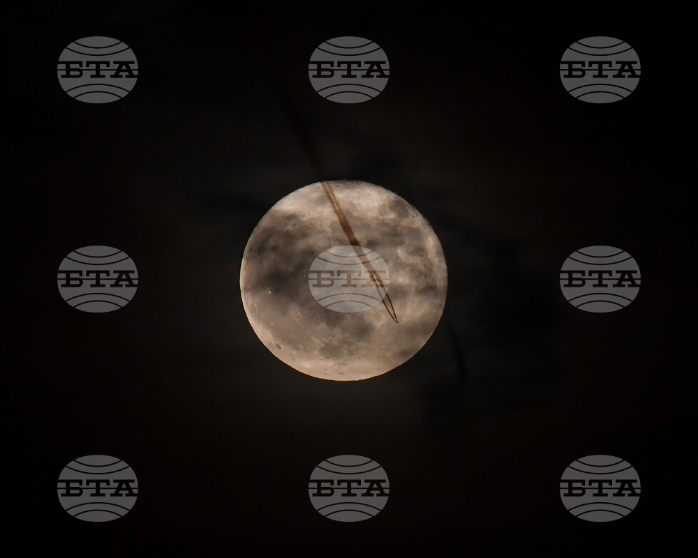 Разград - пълнолуние