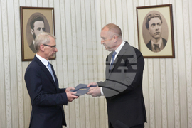 Румен Радев - Николай Денков - мандат