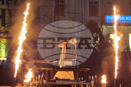 Варна - уличен спектакъл - "Жар театър"