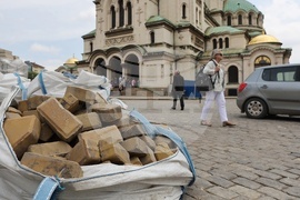 Ремонт - площад - Храм-паметник "Св. Александър Невски"