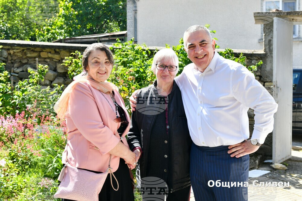 Община Сливен ще търси възможности аптеката в Бяла отново да заработи