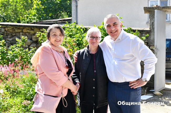 Община Сливен ще търси възможности аптеката в Бяла отново да заработи