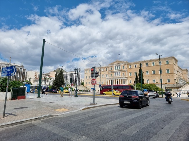 И при втория опит гръцкият парламент не успя да избере президент на републиката