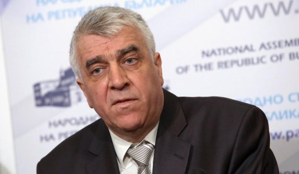 Проф. Румен Гечев: Няма как да си прекрачим принципите, само и само да има редовно правителство