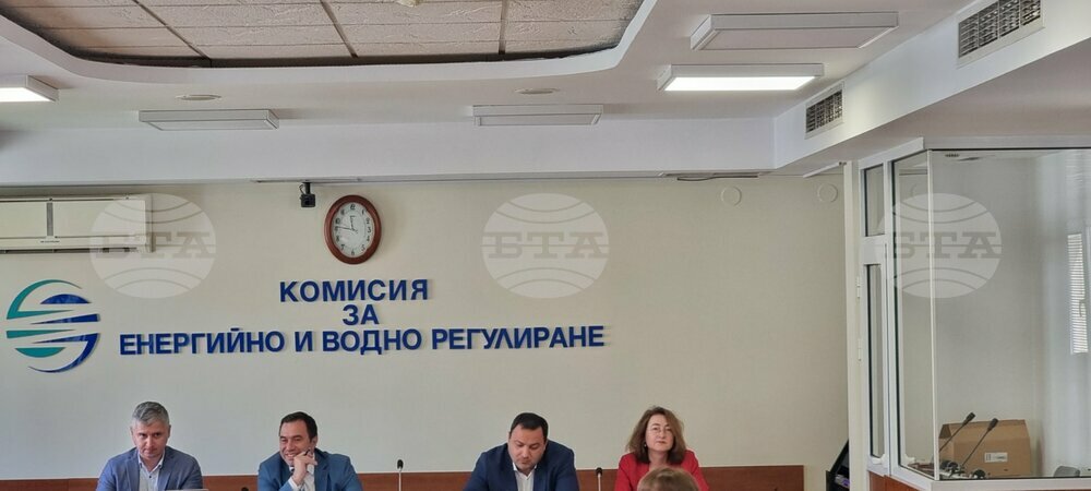 Абонатите с проблеми с качеството на електрозахранването трябва да бъдат компенсирани от дружествата, каза Пламен Младеновски от КЕВР
