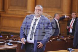 Парламент - извънредно заседание