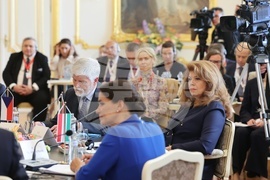 Словакия - Илияна Йотова